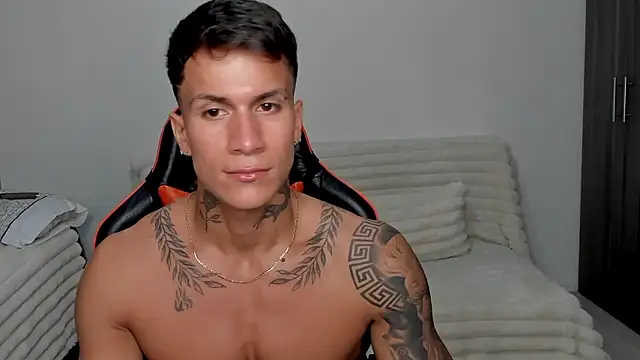 pettergrey1 online show from 01/09/26, 12:17