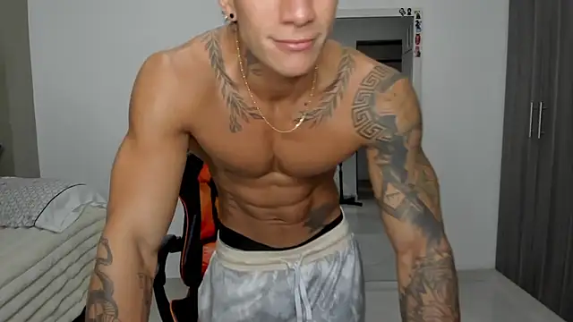 pettergrey1 online show from 02/13/26, 12:16