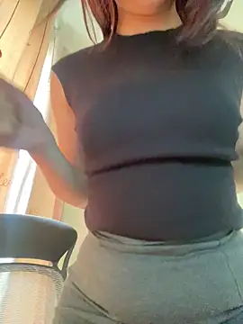 Snapshot of Liliya-77 chatting on 02/09/26, 05:49 Liliya-77 online show from 02/09/26, 05:49