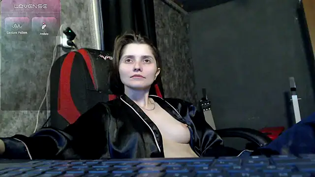 womanstrong78 online show from 03/26/26, 01:48