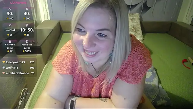 Snapshot of LILIcool chatting on 12/05/24, 02:15 LILIcool online show from 12/05/24, 02:15