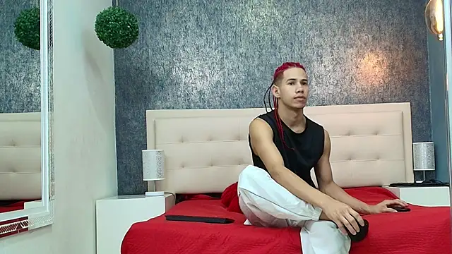 Erick Zhimerman online show from 12/18/25, 04:17