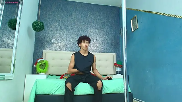 Erick Zhimerman online show from 11/30/25, 03:40