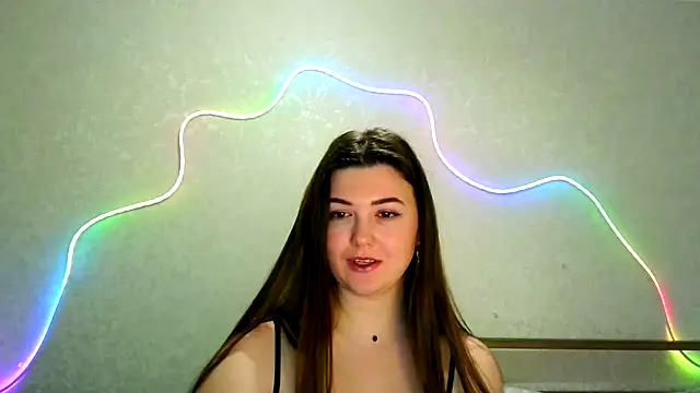 Snapshot of SeductiveTati chatting on 12/21/25, 04:52 SeductiveTati online show from 12/21/25, 04:52