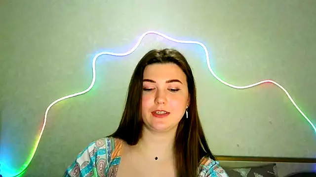 Snapshot of SeductiveTati chatting on 12/21/25, 01:41 SeductiveTati online show from 12/21/25, 01:41