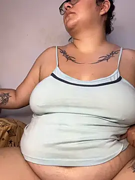 CinnamonCookiez online show from 11/26/25, 04:23