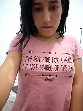 Snapshot of manueladantass1 chatting on 10/12/25, 01:18 manueladantass1 online show from 10/12/25, 01:18