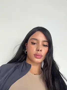 Tusumisahot online show from 11/11/25, 04:13