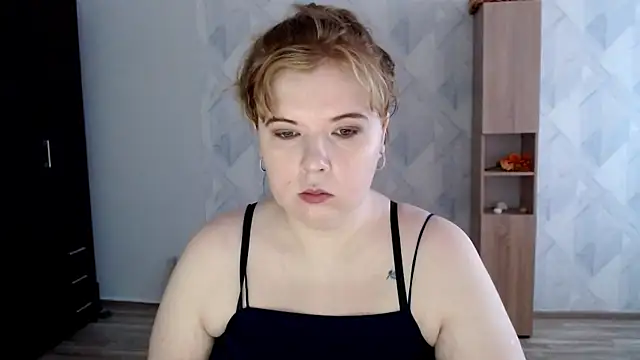 Melina Hot9 online show from 10/13/25, 09:44