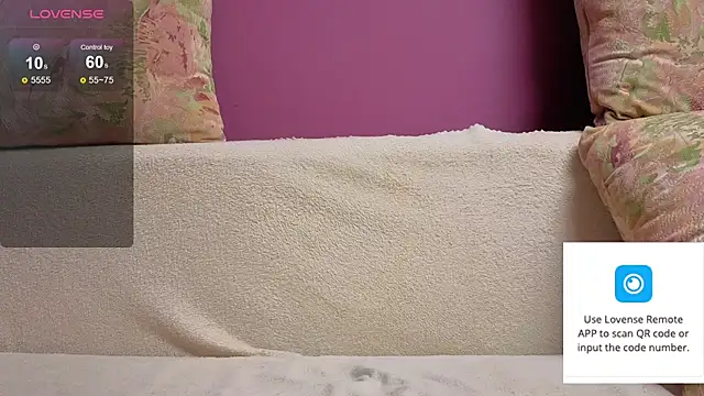 Snapshot of GabrielleSonice chatting on 11/04/25, 03:32 GabrielleSonice online show from 11/04/25, 03:32