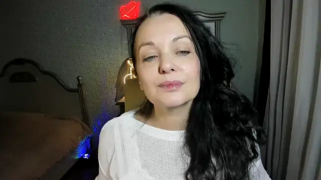 Snapshot of WitchBlueRose chatting on 12/12/24, 04:15 WitchBlueRose online show from 12/12/24, 04:15