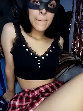 PequeArely online show from 02/04/25, 05:10