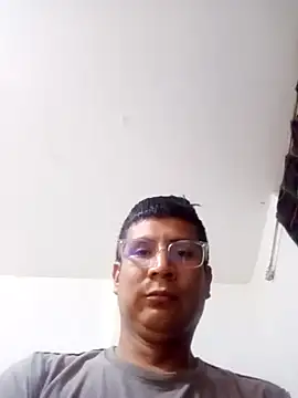 PequeArely online show from 12/30/24, 06:09