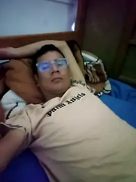 PequeArely online show from 12/22/24, 08:27