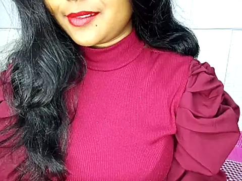 Snapshot of Muktha chatting on 11/29/25, 05:13 Muktha online show from 11/29/25, 05:13