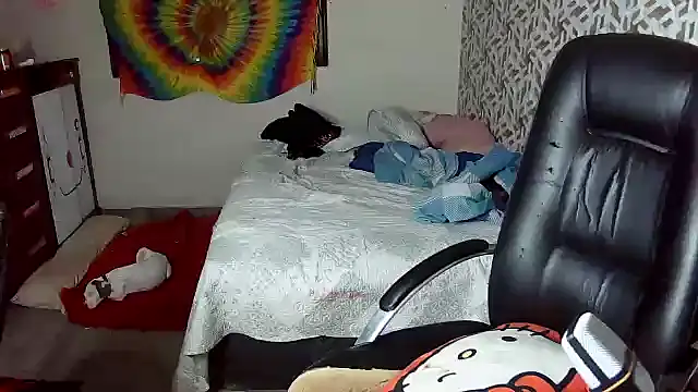 Liv Alt online show from 02/02/26, 04:44