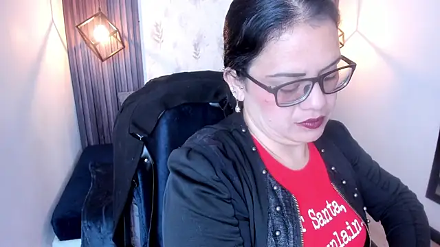 Snapshot of brigittemiller chatting on 10/25/25, 03:56 brigittemiller online show from 10/25/25, 03:56