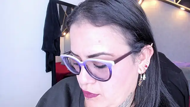 Snapshot of brigittemiller chatting on 05/28/26, 01:57 brigittemiller online show from 05/28/26, 01:57