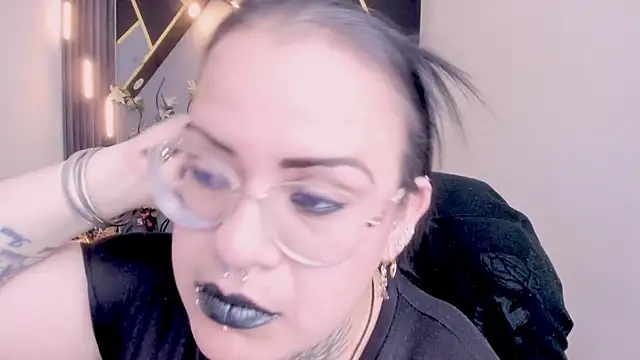 Snapshot of brigittemiller chatting on 06/26/26, 01:55 brigittemiller online show from 06/26/26, 01:55