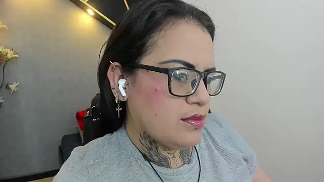 Snapshot of brigittemiller chatting on 03/30/26, 01:29 brigittemiller online show from 03/30/26, 01:29