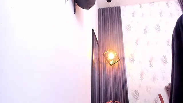 Snapshot of brigittemiller chatting on 11/12/25, 03:27 brigittemiller online show from 11/12/25, 03:27