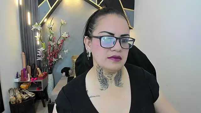 Snapshot of brigittemiller chatting on 03/03/26, 01:12 brigittemiller online show from 03/03/26, 01:12