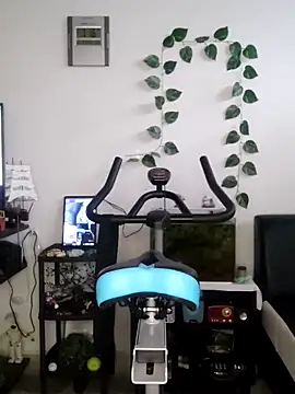 Snapshot of jesicardiente27 chatting on 11/02/25, 12:10 jesicardiente27 online show from 11/02/25, 12:10