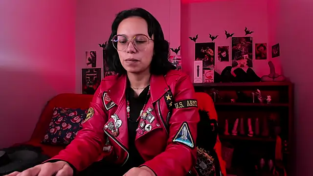 lilith-deveraux online show from 12/03/25, 01:32