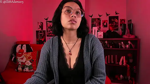 lilith-deveraux online show from 12/18/25, 02:10