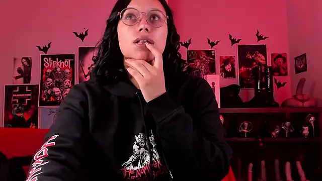 lilith-deveraux online show from 04/01/26, 02:58