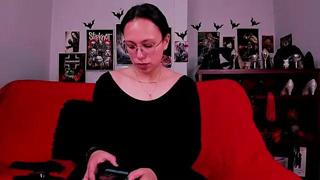 Snapshot of lilith-deveraux chatting on 06/16/26, 01:55 lilith-deveraux online show from 06/16/26, 01:55