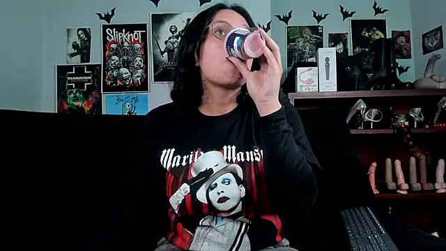 lilith-deveraux online show from 06/02/26, 05:24