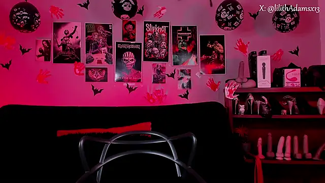 lilith-deveraux online show from 11/13/25, 08:46