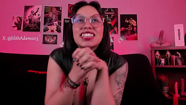 lilith-deveraux online show from 10/28/25, 02:12