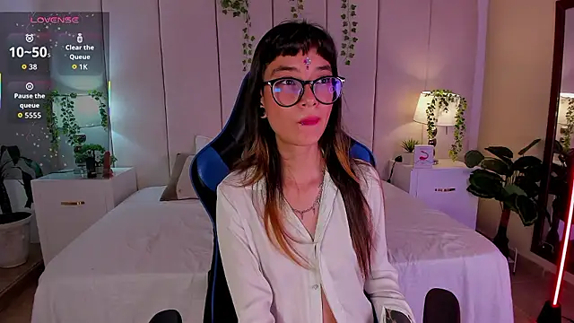 dayanne07 online show from 01/08/26, 08:42