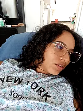 Karii-R online show from 11/27/25, 01:11