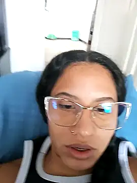 Karii-R online show from 11/14/25, 12:20