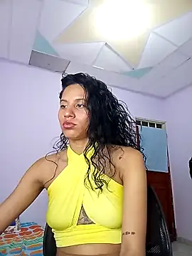 Snapshot of Karii-R chatting on 01/22/25, 09:54 Karii-R online show from 01/22/25, 09:54
