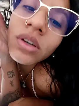 Karii-R online show from 11/26/25, 12:27