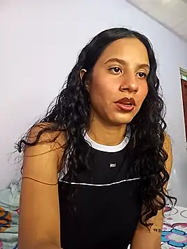 Snapshot of Karii-R chatting on 02/23/25, 06:34 Karii-R online show from 02/23/25, 06:34