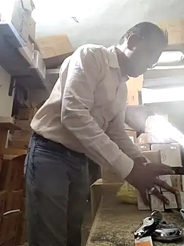 nupa230780 online show from 12/16/25, 12:31