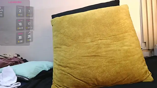 Snapshot of virtual_charm chatting on 01/08/26, 01:17 virtual charm online show from 01/08/26, 01:17