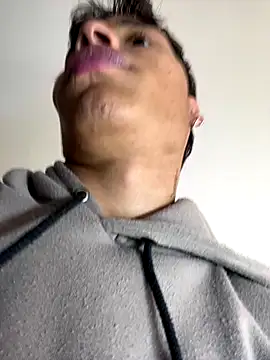 darkviper26 online show from 11/06/25, 07:07