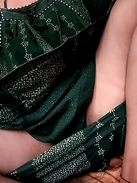 gunjan22 online show from 11/12/25, 09:13