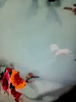Snapshot of gunjan22 chatting on 10/18/25, 05:53 gunjan22 online show from 10/18/25, 05:53