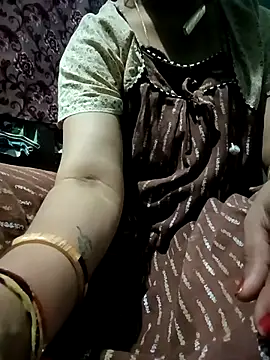 Snapshot of gunjan22 chatting on 02/22/25, 02:52 gunjan22 online show from 02/22/25, 02:52