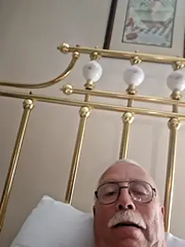 NawtyB1965 online show from 12/17/25, 07:08