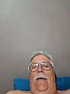 NawtyB1965 online show from 10/30/25, 03:38