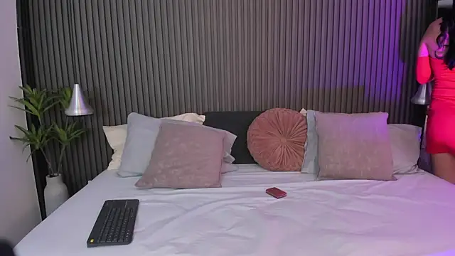 Axel brunette1 online show from 12/03/25, 07:57