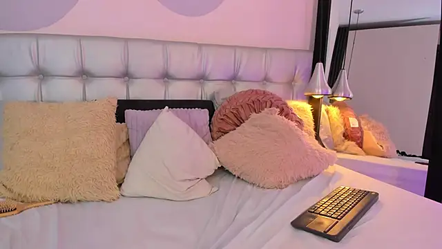 Axel brunette1 online show from 03/20/25, 11:12